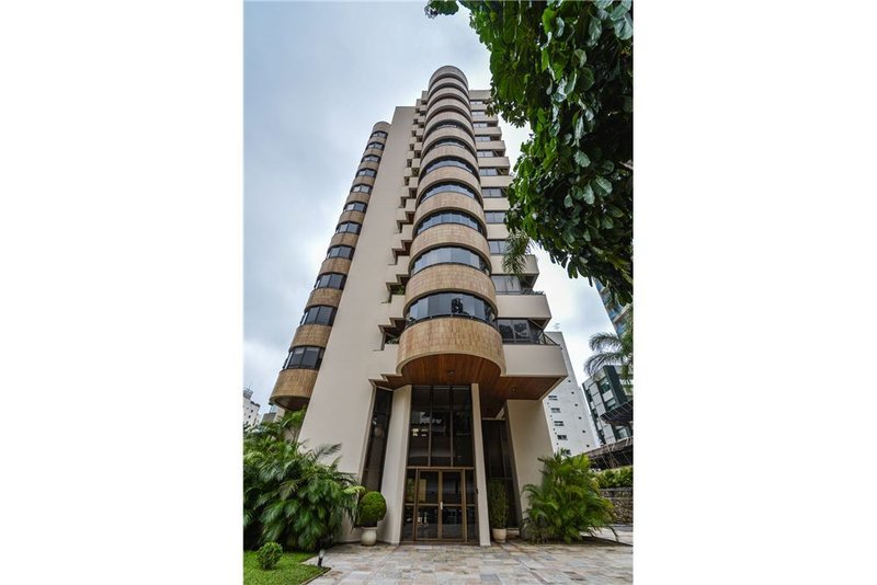 Apartamento a venda em Moema - 4 dormitórios 227m² dos Tupiniquins São Paulo - 