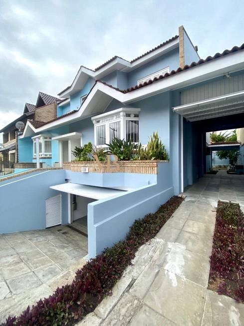 R$ 1.430.000 - CASA - SEMIMOBILIADA - 269M2 - 3 DORM - LAREIRA - PISCINA - 6 VAGAS - Porto Alegre - 