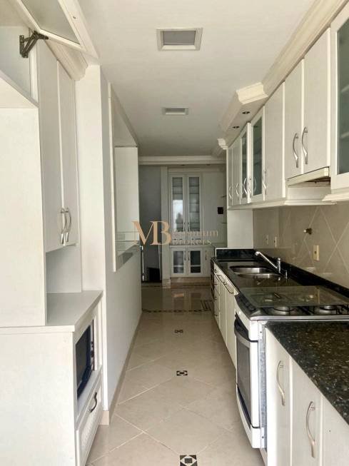 R$ 1.430.000 - CASA - SEMIMOBILIADA - 269M2 - 3 DORM - LAREIRA - PISCINA - 6 VAGAS - Porto Alegre - 