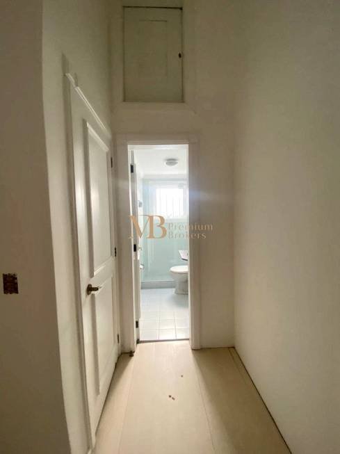 R$ 1.430.000 - CASA - SEMIMOBILIADA - 269M2 - 3 DORM - LAREIRA - PISCINA - 6 VAGAS - Porto Alegre - 