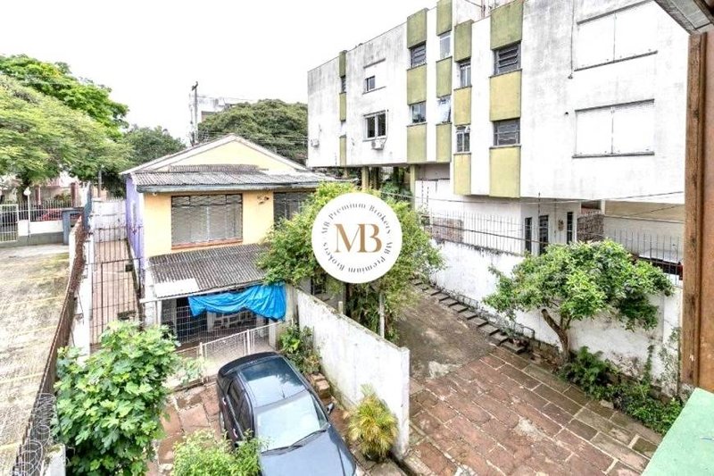 R$ 1.450.000 - OPORTUNIDADE - CASAS RESIDENCIAIS OU COMERCIAIS - 374M2 - 5 DORM - 10 VAGAS - Porto Alegre - 
