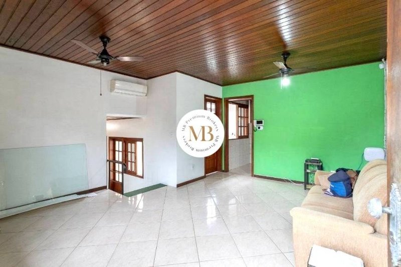R$ 1.450.000 - OPORTUNIDADE - CASAS RESIDENCIAIS OU COMERCIAIS - 374M2 - 5 DORM - 10 VAGAS - Porto Alegre - 