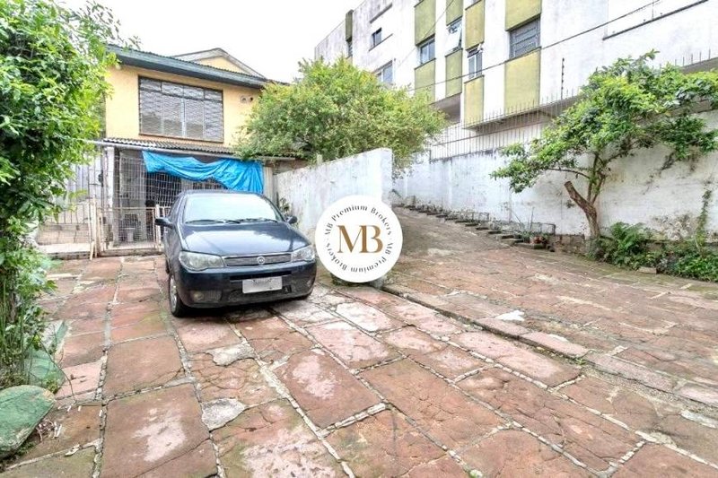 R$ 1.450.000 - OPORTUNIDADE - CASAS RESIDENCIAIS OU COMERCIAIS - 374M2 - 5 DORM - 10 VAGAS - Porto Alegre - 
