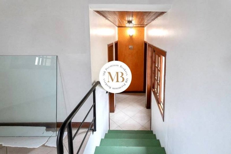 R$ 1.450.000 - OPORTUNIDADE - CASAS RESIDENCIAIS OU COMERCIAIS - 374M2 - 5 DORM - 10 VAGAS - Porto Alegre - 