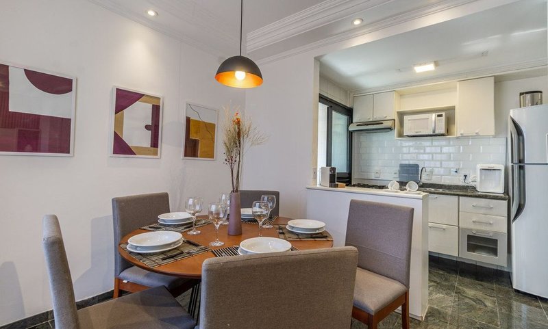 Apartamento de 70m², 2 quartos em Pinheiros Rua Alves Guimarães São Paulo - 