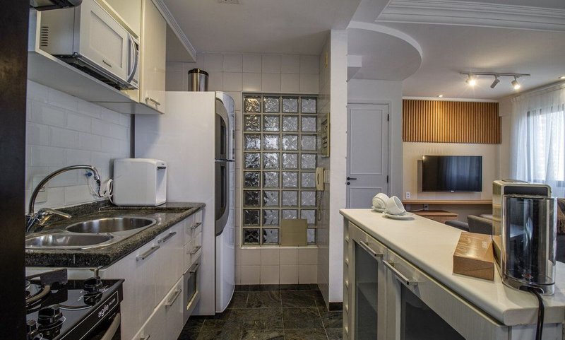 Apartamento de 70m², 2 quartos em Pinheiros Rua Alves Guimarães São Paulo - 