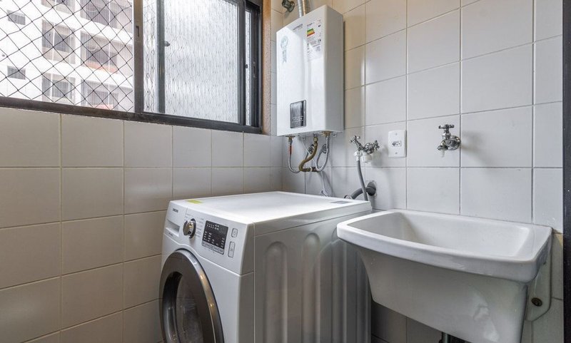 Apartamento de 70m², 2 quartos em Pinheiros Rua Alves Guimarães São Paulo - 
