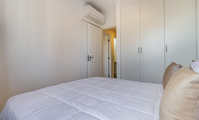 Apartamento de 70m², 2 quartos em Pinheiros Rua Alves Guimarães São Paulo - 