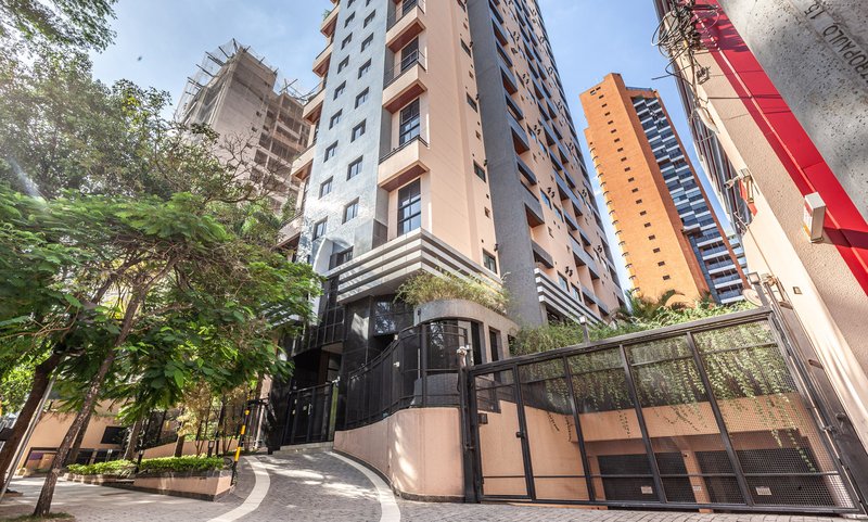 Apartamento de 70m², 2 quartos em Pinheiros Rua Alves Guimarães São Paulo - 