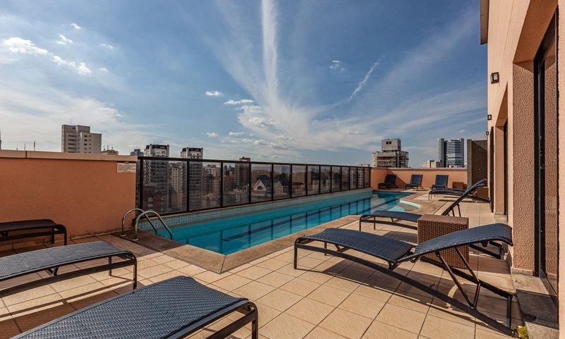 Apartamento de 70m², 2 quartos em Pinheiros Rua Alves Guimarães São Paulo - 