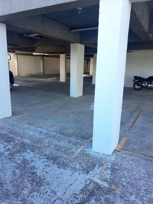 R$ 299.000 - APARTAMENTO REFORMADO - 69M2 - 2 DORM - SACADA - 1 VAGA - VISTA - Porto Alegre - 