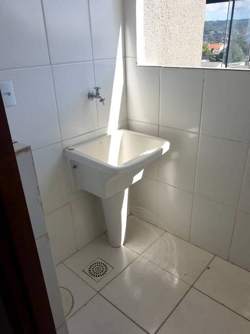 R$ 299.000 - APARTAMENTO REFORMADO - 69M2 - 2 DORM - SACADA - 1 VAGA - VISTA - Porto Alegre - 