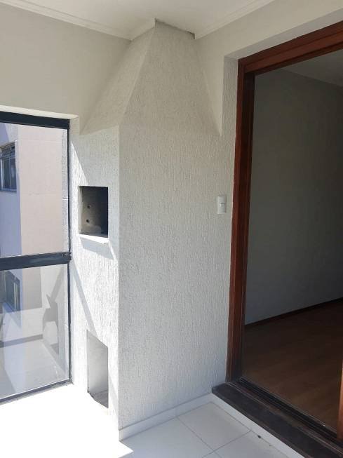 R$ 299.000 - APARTAMENTO REFORMADO - 69M2 - 2 DORM - SACADA - 1 VAGA - VISTA - Porto Alegre - 
