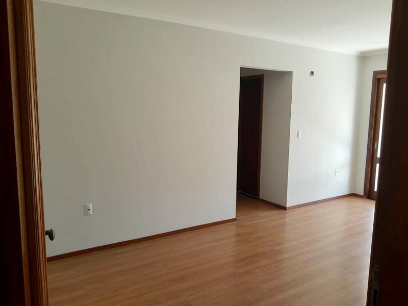 R$ 299.000 - APARTAMENTO REFORMADO - 69M2 - 2 DORM - SACADA - 1 VAGA - VISTA - Porto Alegre - 