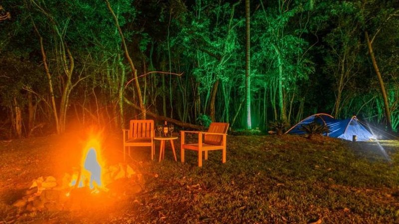 R$ 945.000 - PORTEIRA FECHADA - ESPETACULAR SÍTIO - 5.000M2 - LAZER E NATUREZA - MAQUINE - 