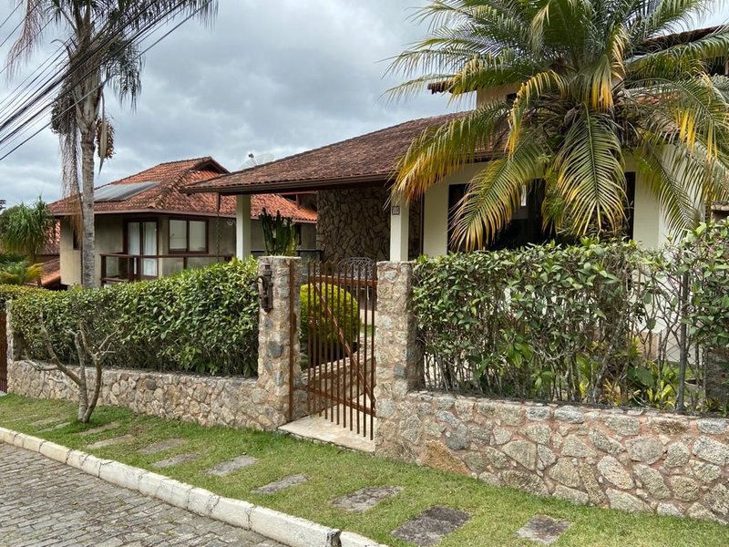 Casa com 3 dormitórios à venda, 207 m² por R$ 1.290.000- Vale dos Pinheiros- Nova Friburgo - Nova Friburgo - 