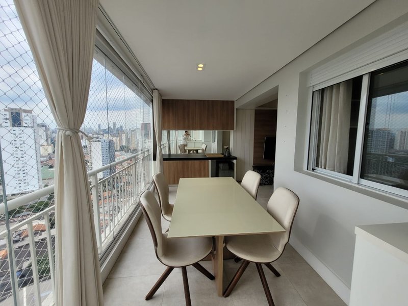 Apartamento com 2 Quartos para alugar, 68m² - Pinheiros Rua Pais Leme São Paulo - 