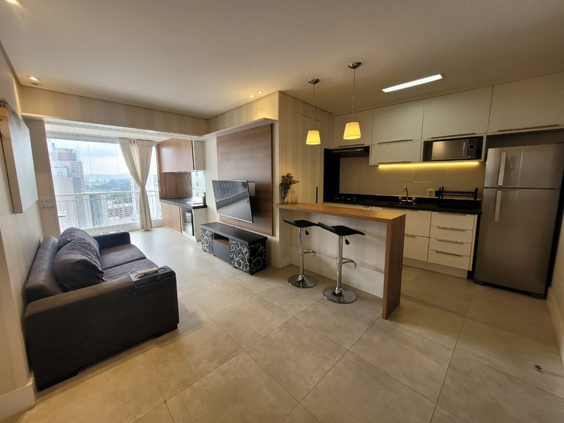 Apartamento com 2 Quartos para alugar, 68m² - Pinheiros Rua Pais Leme São Paulo - 