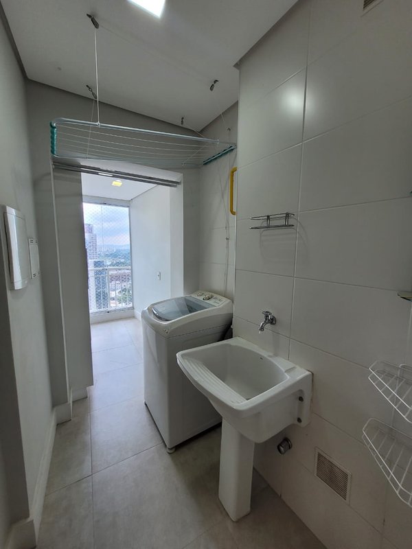 Apartamento com 2 Quartos para alugar, 68m² - Pinheiros Rua Pais Leme São Paulo - 