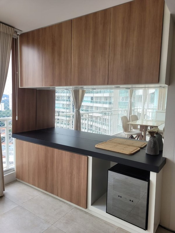 Apartamento com 2 Quartos para alugar, 68m² - Pinheiros Rua Pais Leme São Paulo - 