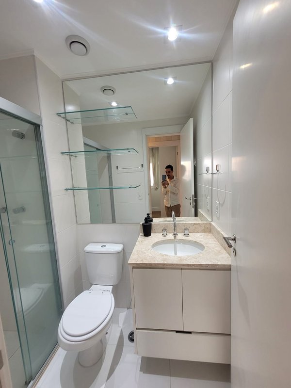 Apartamento com 2 Quartos para alugar, 68m² - Pinheiros Rua Pais Leme São Paulo - 