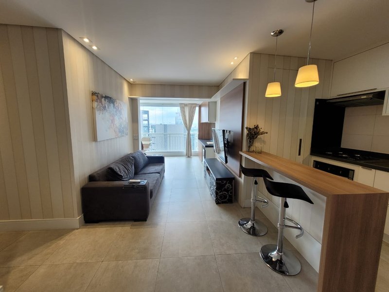 Apartamento com 2 Quartos para alugar, 68m² - Pinheiros Rua Pais Leme São Paulo - 