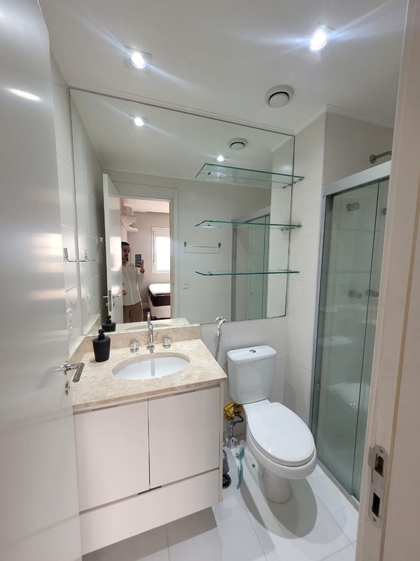 Apartamento com 2 Quartos para alugar, 68m² - Pinheiros Rua Pais Leme São Paulo - 