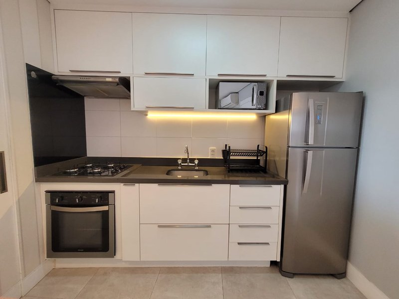 Apartamento com 2 Quartos para alugar, 68m² - Pinheiros Rua Pais Leme São Paulo - 