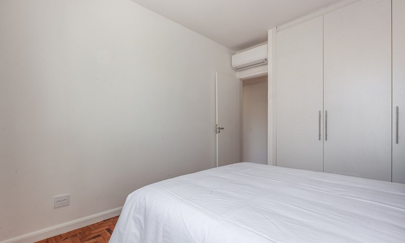 Apartamento de 95m², 3 quartos em Pinheiros Rua João Moura São Paulo - 