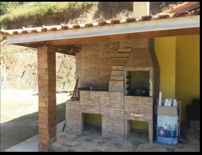 CHACARA COM 1.600 METROS EM NATIVIDADE DA SERRA SP - NATIVIDADE DA SERRA - 
