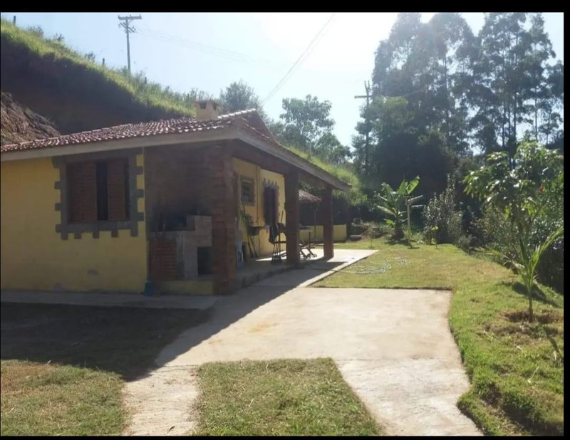 CHACARA COM 1.600 METROS EM NATIVIDADE DA SERRA SP - NATIVIDADE DA SERRA - 