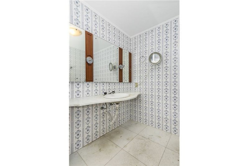 Apartamento 4 dormitórios 215m² Múcio Teixeira Porto Alegre - 