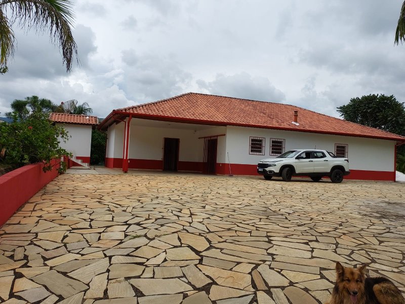 SITIO COM 12.4 ALQUEIRES EM CUNHA SP - Cunha - 