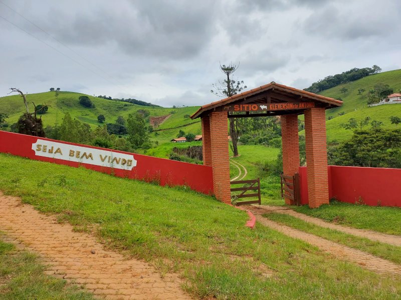SITIO COM 12.4 ALQUEIRES EM CUNHA SP - Cunha - 