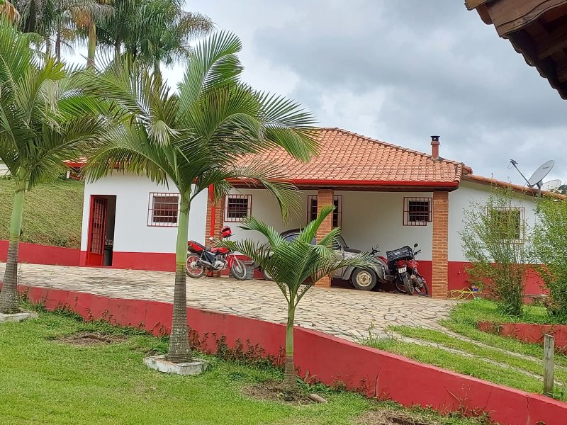 SITIO COM 12.4 ALQUEIRES EM CUNHA SP - Cunha - 