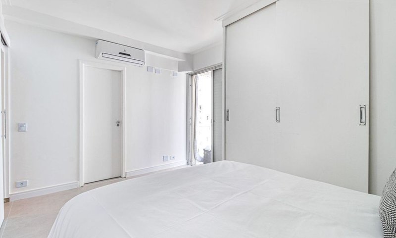 Apartamento de 95m², 3 quartos em Vila Nova Conceição Rua Doutor Fadlo Haidar São Paulo - 