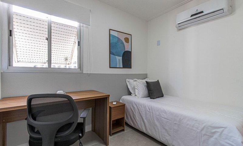 Apartamento de 95m², 3 quartos em Vila Nova Conceição Rua Doutor Fadlo Haidar São Paulo - 