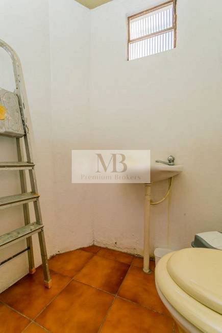 R$ 750.000 - EXCELENTE OPORTUNIDADE - CASA RESID OU COMERC - 210M2 - 4 DORM - 2 V - Porto Alegre - 