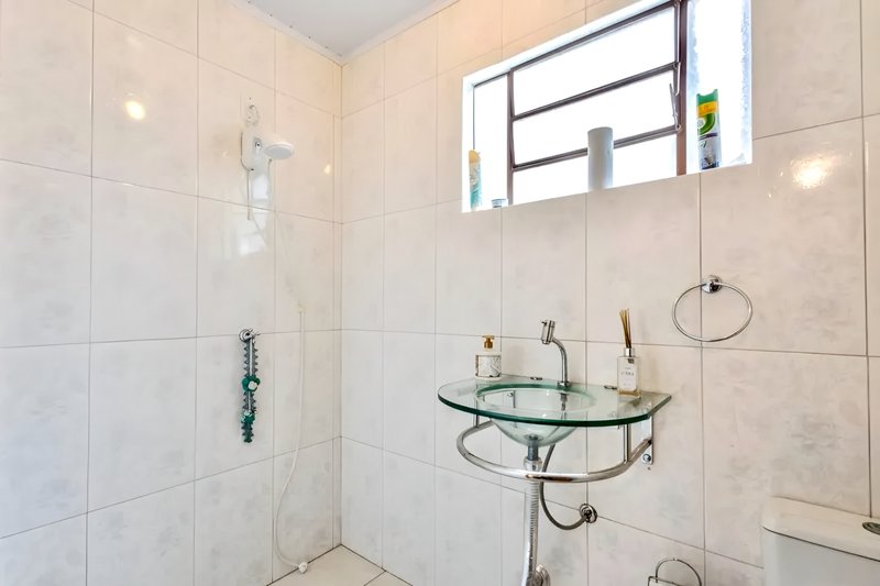 R$ 595.000 - EXCELENTE OPORTUNIDADE - CASA RESID OU COMERC - 210M2 - 4 DORM - 2 V  Porto Alegre - 