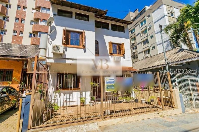 R$ 750.000 - EXCELENTE OPORTUNIDADE - CASA RESID OU COMERC - 210M2 - 4 DORM - 2 V - Porto Alegre - 