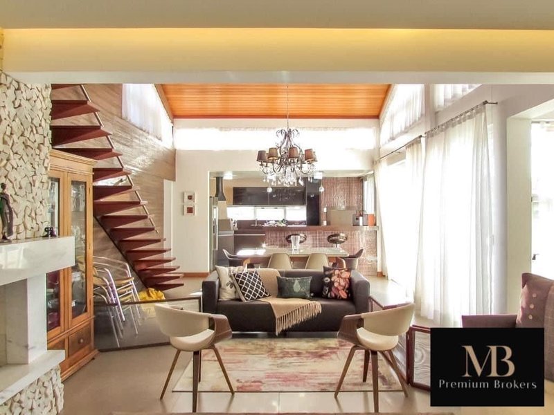 PARAGEM DOS VERDES CAMPOS - MARAVILHOSA CASA - ALTO PADRÃO - 260M2 - 4 SUÍTES Estrada Lomba do Vadeco Gravataí - 