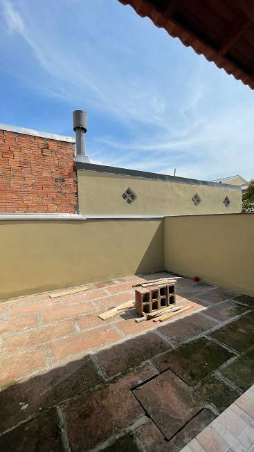 R$ 395.000 - ÓTIMA CASA - 115M2 - 3 DORM - 2 SUÍTES - 1 VAGA Rua Amoni Porto Alegre - 