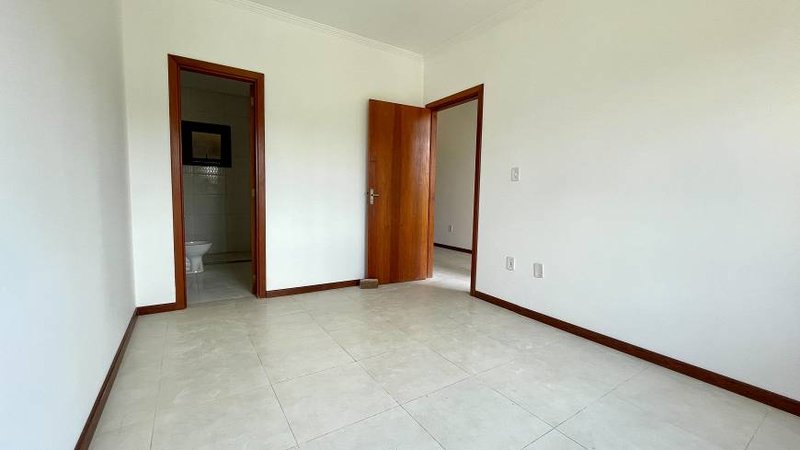R$ 395.000 - ÓTIMA CASA - 115M2 - 3 DORM - 2 SUÍTES - 1 VAGA Rua Amoni Porto Alegre - 