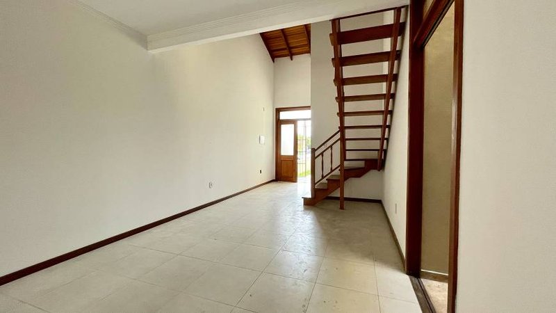 R$ 395.000 - ÓTIMA CASA - 115M2 - 3 DORM - 2 SUÍTES - 1 VAGA Rua Amoni Porto Alegre - 