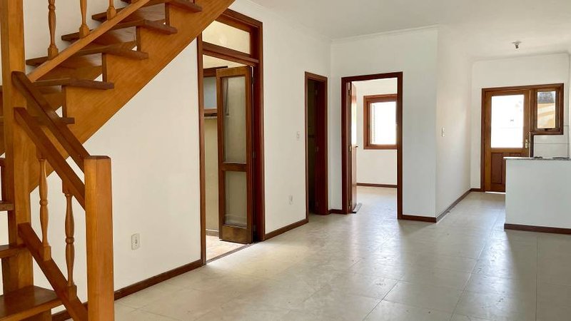 R$ 395.000 - ÓTIMA CASA - 115M2 - 3 DORM - 2 SUÍTES - 1 VAGA Rua Amoni Porto Alegre - 
