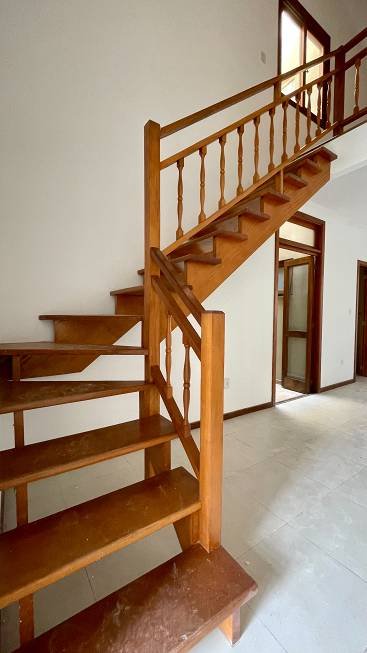 R$ 395.000 - ÓTIMA CASA - 115M2 - 3 DORM - 2 SUÍTES - 1 VAGA Rua Amoni Porto Alegre - 