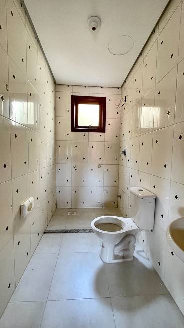 R$ 395.000 - ÓTIMA CASA - 115M2 - 3 DORM - 2 SUÍTES - 1 VAGA Rua Amoni Porto Alegre - 