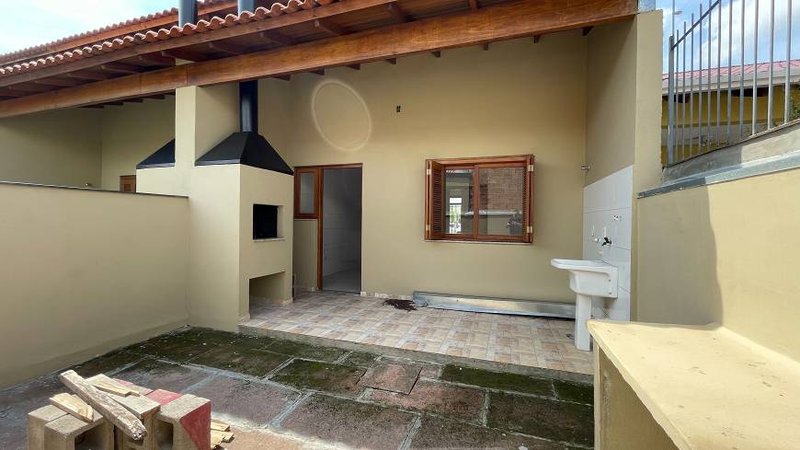 R$ 395.000 - ÓTIMA CASA - 115M2 - 3 DORM - 2 SUÍTES - 1 VAGA Rua Amoni Porto Alegre - 