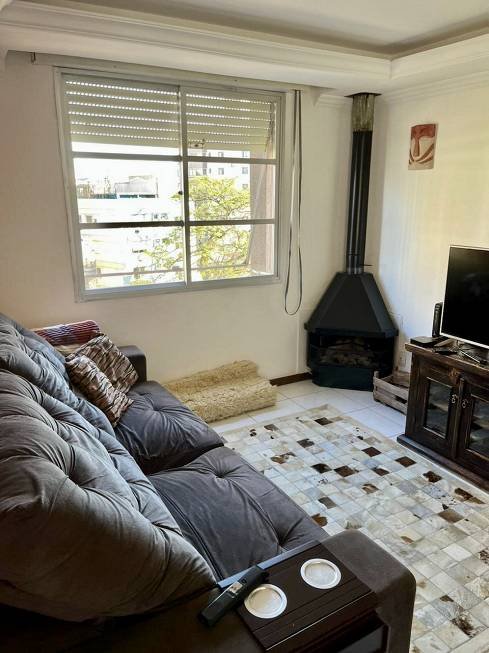 R$ 425.000 - ÓTIMA LOCALIZAÇÃO - APARTAMENTO - 75M2 - 2 DORM - LAREIRA - 1 VAGA - Porto Alegre - 