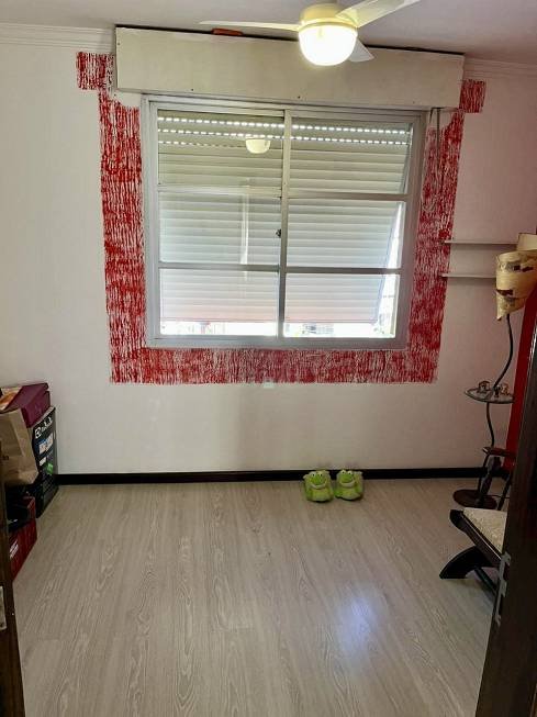 R$ 425.000 - ÓTIMA LOCALIZAÇÃO - APARTAMENTO - 75M2 - 2 DORM - LAREIRA - 1 VAGA - Porto Alegre - 